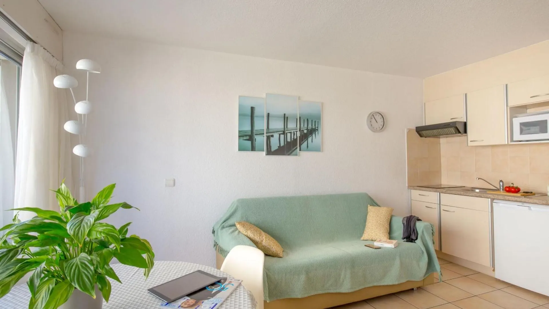 Tout A Pied - Plage, Gare, Commerces - 2 Pieces Avec Terrasse Et Climatisation - Fr-1-466A-6 Saint-Raphael  0*, Saint-Raphael (Var)
