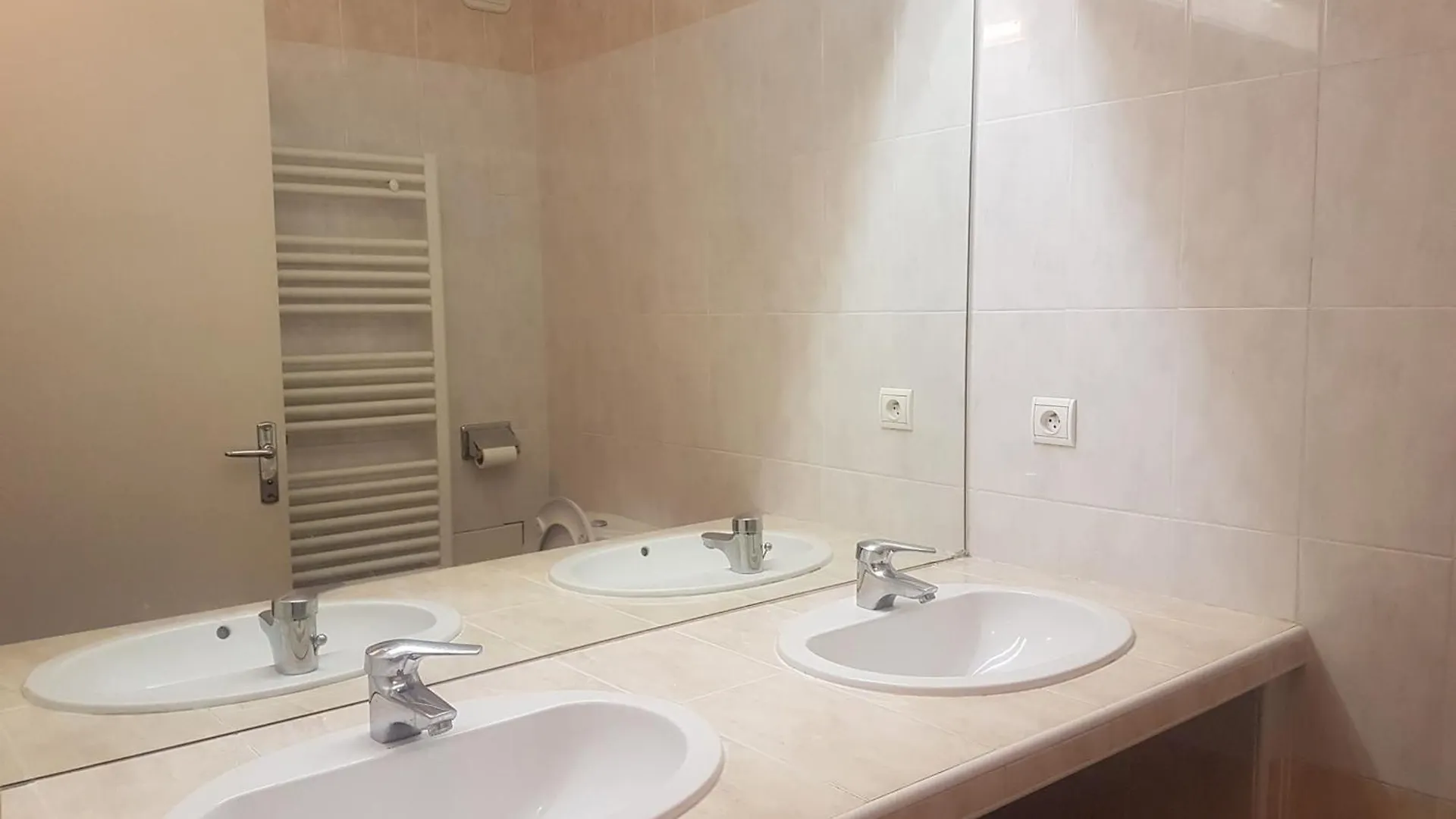Tout A Pied - Plage, Gare, Commerces - 2 Pieces Avec Terrasse Et Climatisation - Fr-1-466A-6 Saint-Raphael  Apartment