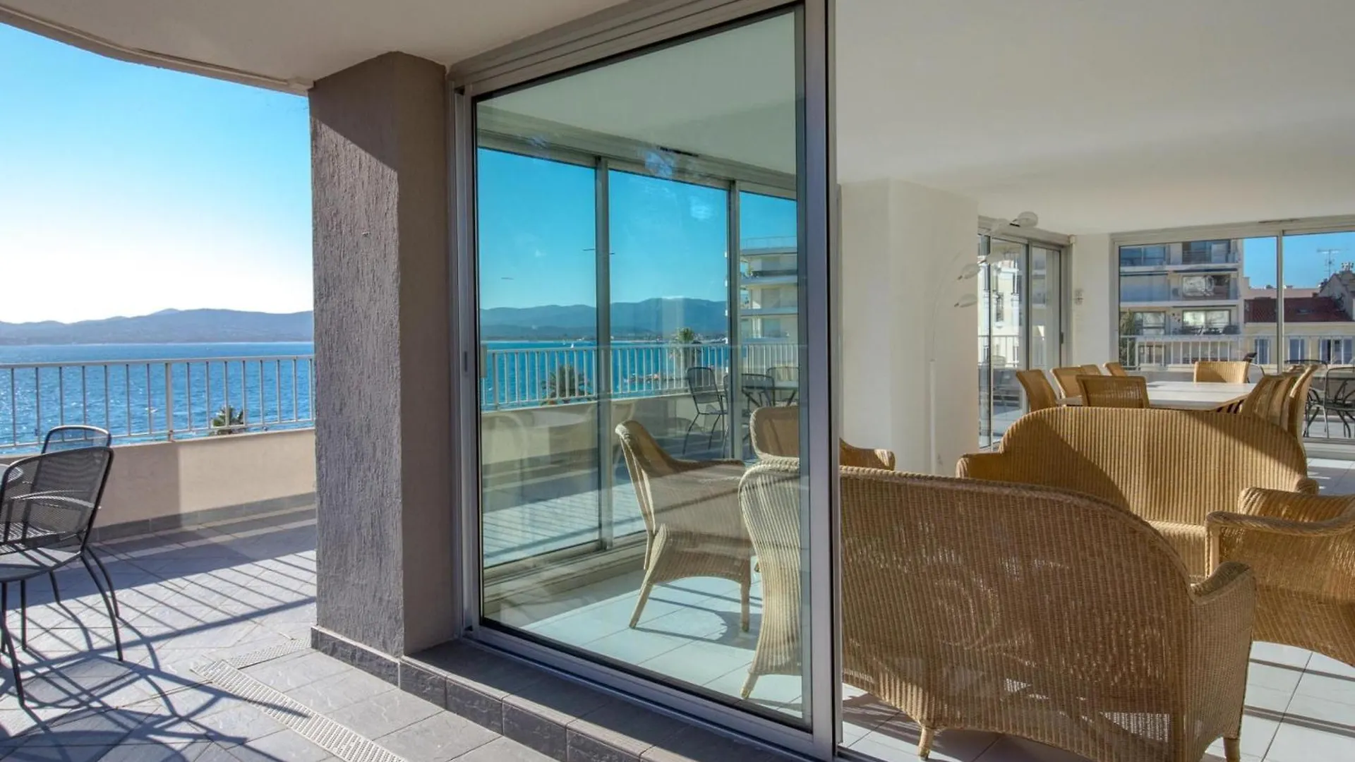 Tout A Pied - Plage, Gare, Commerces - 2 Pieces Avec Terrasse Et Climatisation - Fr-1-466A-6 Saint-Raphael