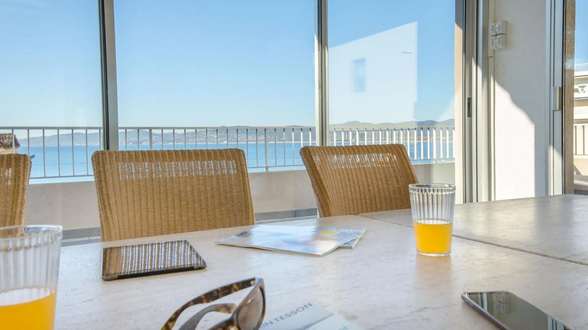 Apartment Tout A Pied - Plage, Gare, Commerces - 2 Pieces Avec Terrasse Et Climatisation - Fr-1-466A-6 Saint-Raphael